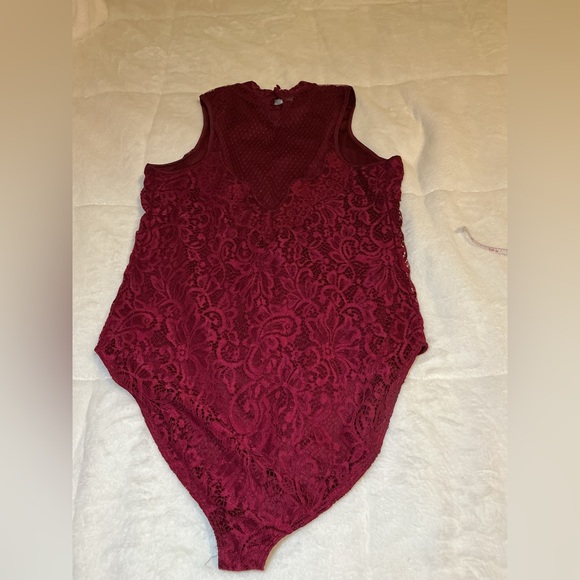 Elegant Burgundy Lace One Piece - Picture 4 of 6